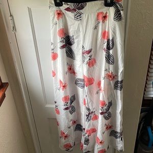 White floral print wide leg pant L